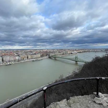Hanna&rita In The Centre Lonyay 42a 3rd Floor In The Back Yard شقة بودابست